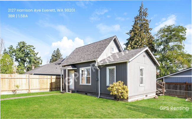 2127 Harrison Ave in Everett, WA - Building Photo - Building Photo