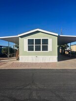 9427 E University Dr in Mesa, AZ - Building Photo