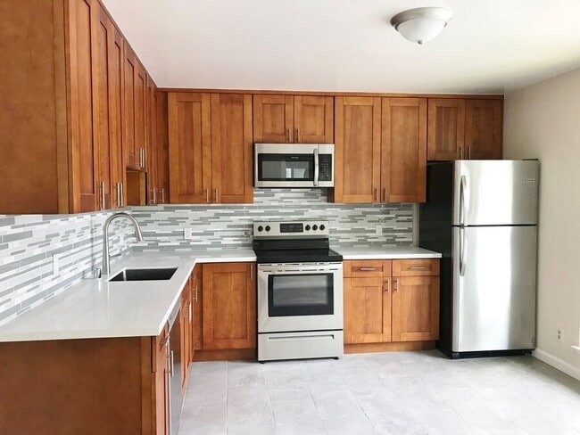 property at 1225 Clinton St