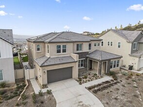 28649 Windbreak Tr in Santa Clarita, CA - Building Photo - Building Photo