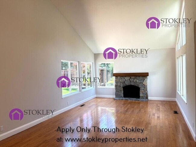 5958 Vía del Cielo in Pleasanton, CA - Building Photo - Building Photo