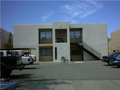 305 Whispering Sands Ct SE in Albuquerque, NM - Foto de edificio