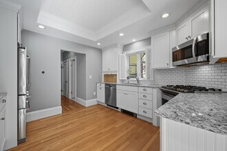 24 Greenville St in Somerville, MA - Building Photo - Building Photo