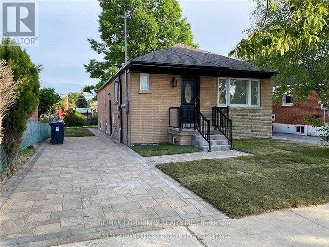 property at 31 Flintridge Rd
