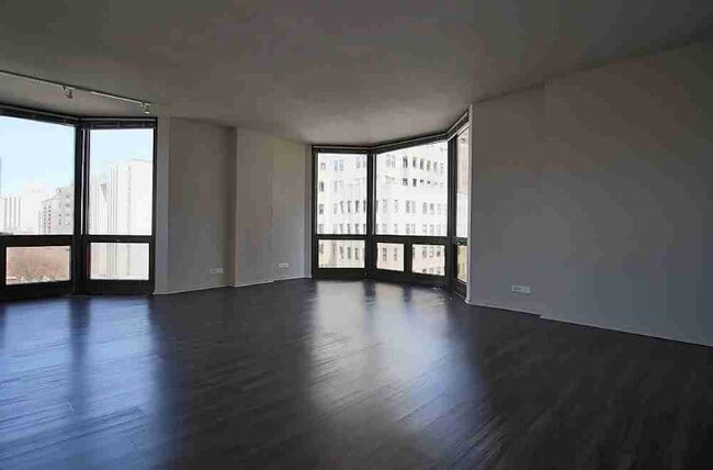 1138 N Dearborn Pkwy in Chicago, IL - Building Photo - Building Photo