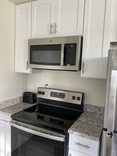 4316 Rilea Way, Unit #4 in Oakland, CA - Building Photo - Building Photo