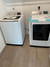 6406 Reuben Kemper in San Antonio, TX - Building Photo - Building Photo