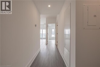 575 Conklin Rd in Brantford, ON - Building Photo - Building Photo