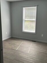 41 Greentree Dr in Shinnston, WV - Building Photo - Building Photo