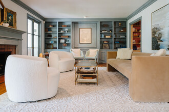 140 W Fair Oaks Pl in Alamo Heights, TX - Foto de edificio - Building Photo
