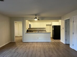 8784 Par Ln in Rogers, AR - Building Photo - Building Photo