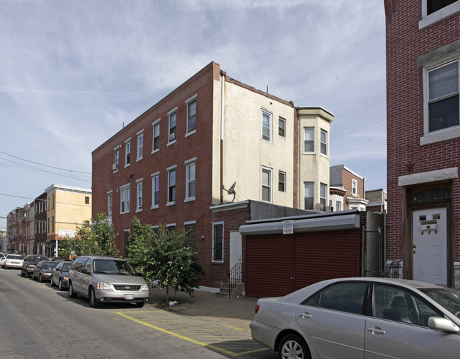 1439 S 6th St in Philadelphia, PA - Foto de edificio - Building Photo