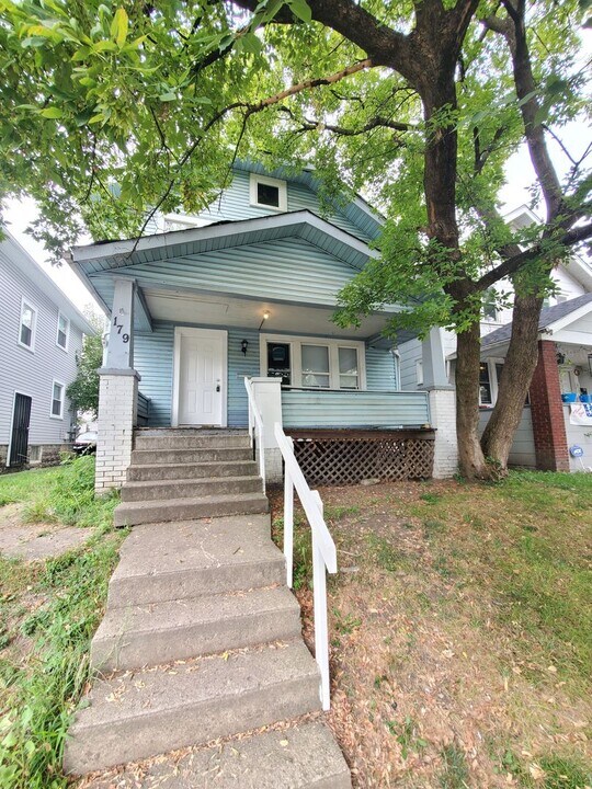 179 S Eureka Ave in Columbus, OH - Building Photo
