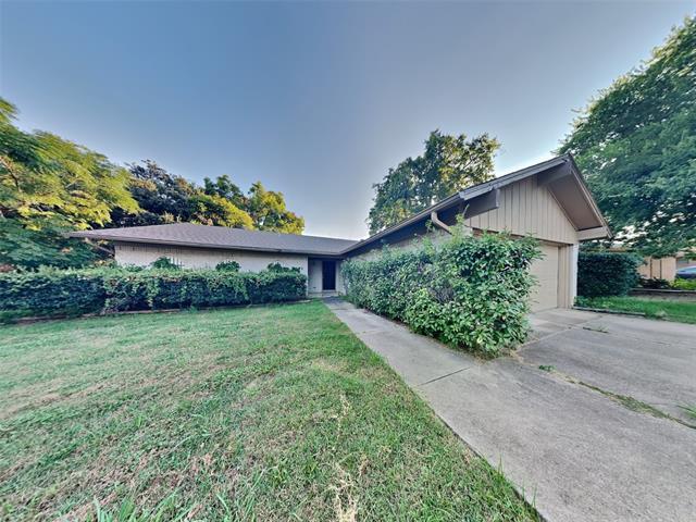 7432 Overhill Rd in Fort Worth, TX - Building Photo