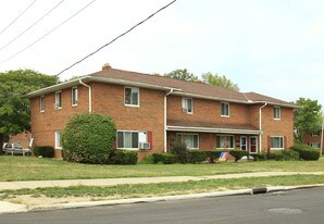 27420 Sidney Dr Apartamentos