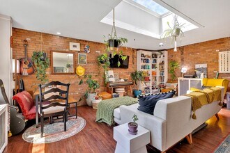 53 Cummings Rd in Boston, MA - Building Photo - Building Photo