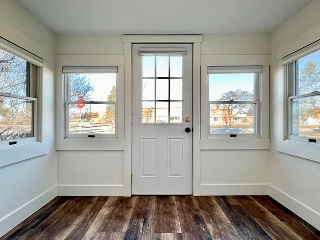 303 Meguzee Point Rd in Elk Rapids, MI - Building Photo - Building Photo