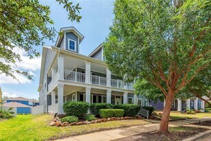 1508 Southern Pine Dr in Savannah, TX - Building Photo