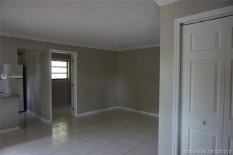 6346 SW 136th Ct-Unit -202-H in Miami, FL - Building Photo - Building Photo