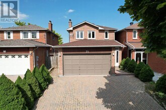 71 Olivewood Dr in Markham, ON - Building Photo - Building Photo