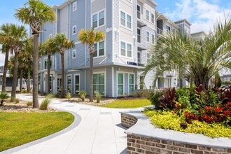 The Laurent at Carolina Forest in Myrtle Beach, SC - Foto de edificio - Building Photo