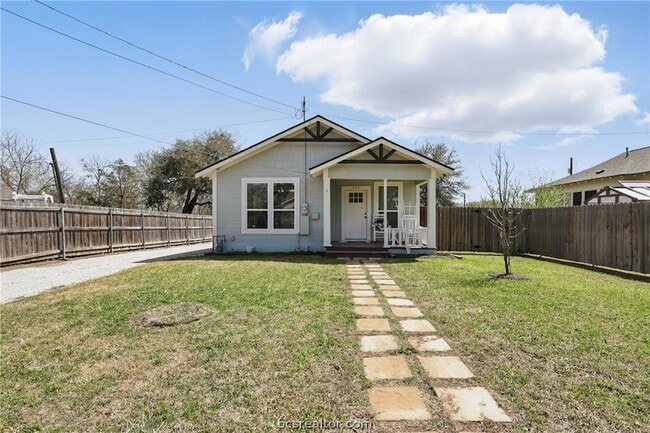 property at 105 N Haswell Dr