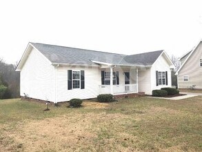 4100 Salem Landing Dr in Winston-Salem, NC - Building Photo - Building Photo