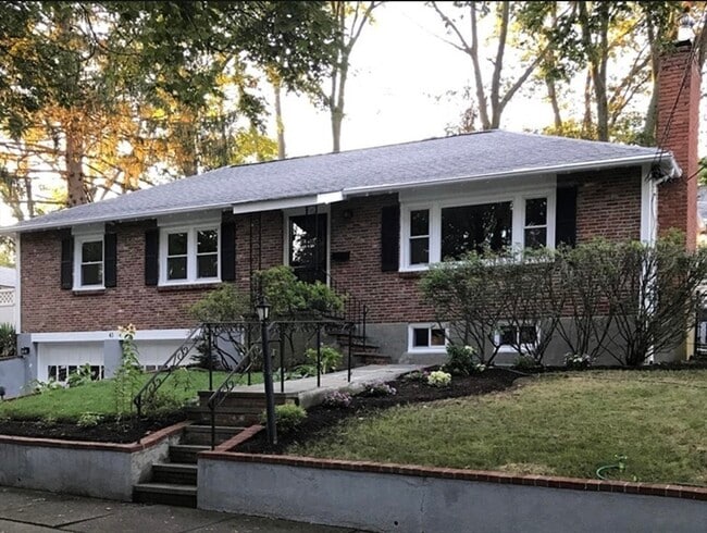 property at 43 Kendall Rd