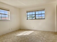 610 Tennis Club Dr, Unit 208 in Fort Lauderdale, FL - Building Photo - Building Photo