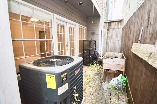 property at 2024 Welch St