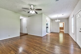 6657 Stearns St in Houston, TX - Building Photo - Building Photo