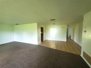 14231 SW 43rd Court Rd in Ocala, FL - Building Photo - Building Photo