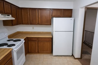 904 Wescott Sq, Unit 0000 in St. Paul, MN - Foto de edificio - Building Photo