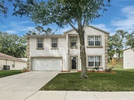 1888 Vale Dr in Clermont, FL - Building Photo