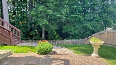 19232 Wheatfield Dr in Germantown, MD - Building Photo - Building Photo