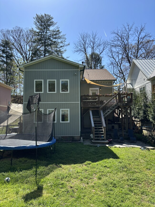13 Ruslan Dr in Asheville, NC - Building Photo - Building Photo