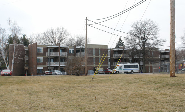 Sherwood Manor Apartments in Mansfield, PA - Foto de edificio - Building Photo