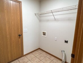 2944 W Swallow St in Springfield, MO - Building Photo - Building Photo