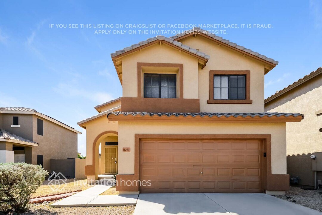 8793 W Laurel Ln in Peoria, AZ - Building Photo