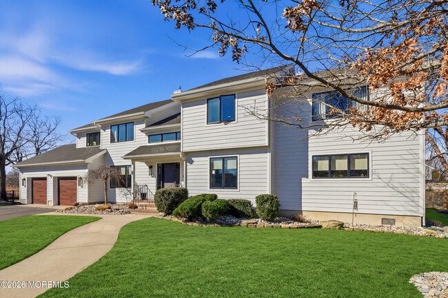 8 Jackson Ct in Monmouth Beach, NJ - Building Photo - Building Photo