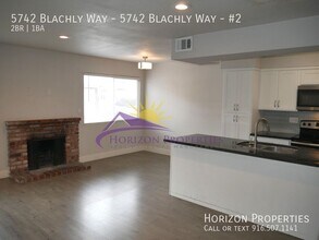 5742 Blachly Way in Sacramento, CA - Building Photo - Building Photo