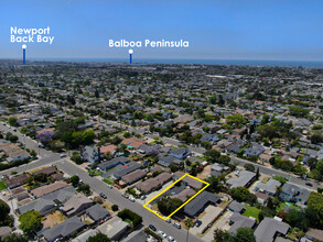 273 Costa Mesa St in Costa Mesa, CA - Building Photo - Building Photo