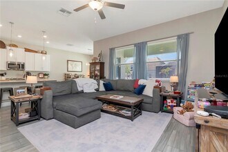 7713 S Shamrock Rd in Tampa, FL - Building Photo - Building Photo