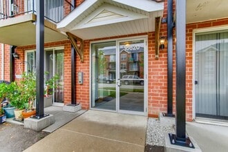 16620 Liberty Cir, Unit 1N in Orland Park, IL - Building Photo - Building Photo