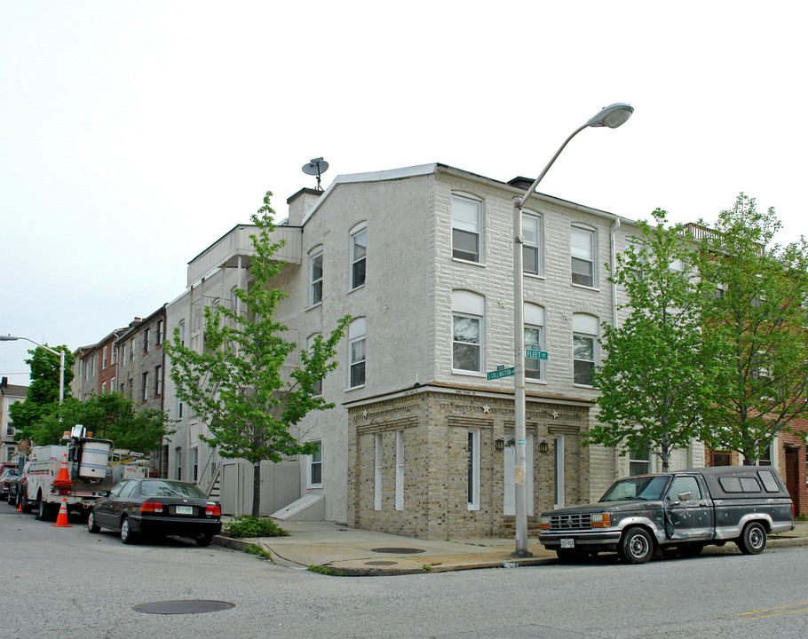 2200 Fleet St in Baltimore, MD - Building Photo