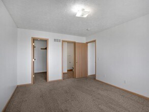 7243 Whitewater Ln in Lincoln, NE - Building Photo - Building Photo