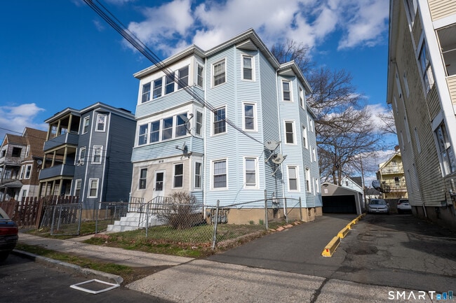 62-64-64 James St in Hartford, CT - Building Photo - Building Photo