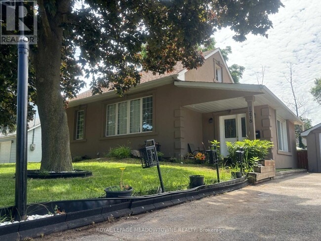 property at 1278 Leighland Rd