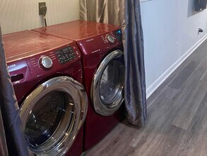 1241 University Ct, Unit 002 in Raleigh, NC - Building Photo - Building Photo