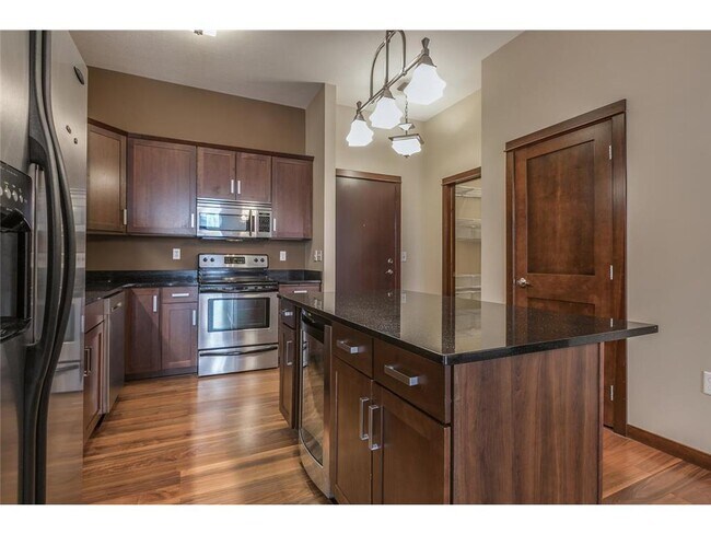 270 4th St E-Unit -504 in St. Paul, MN - Building Photo - Building Photo